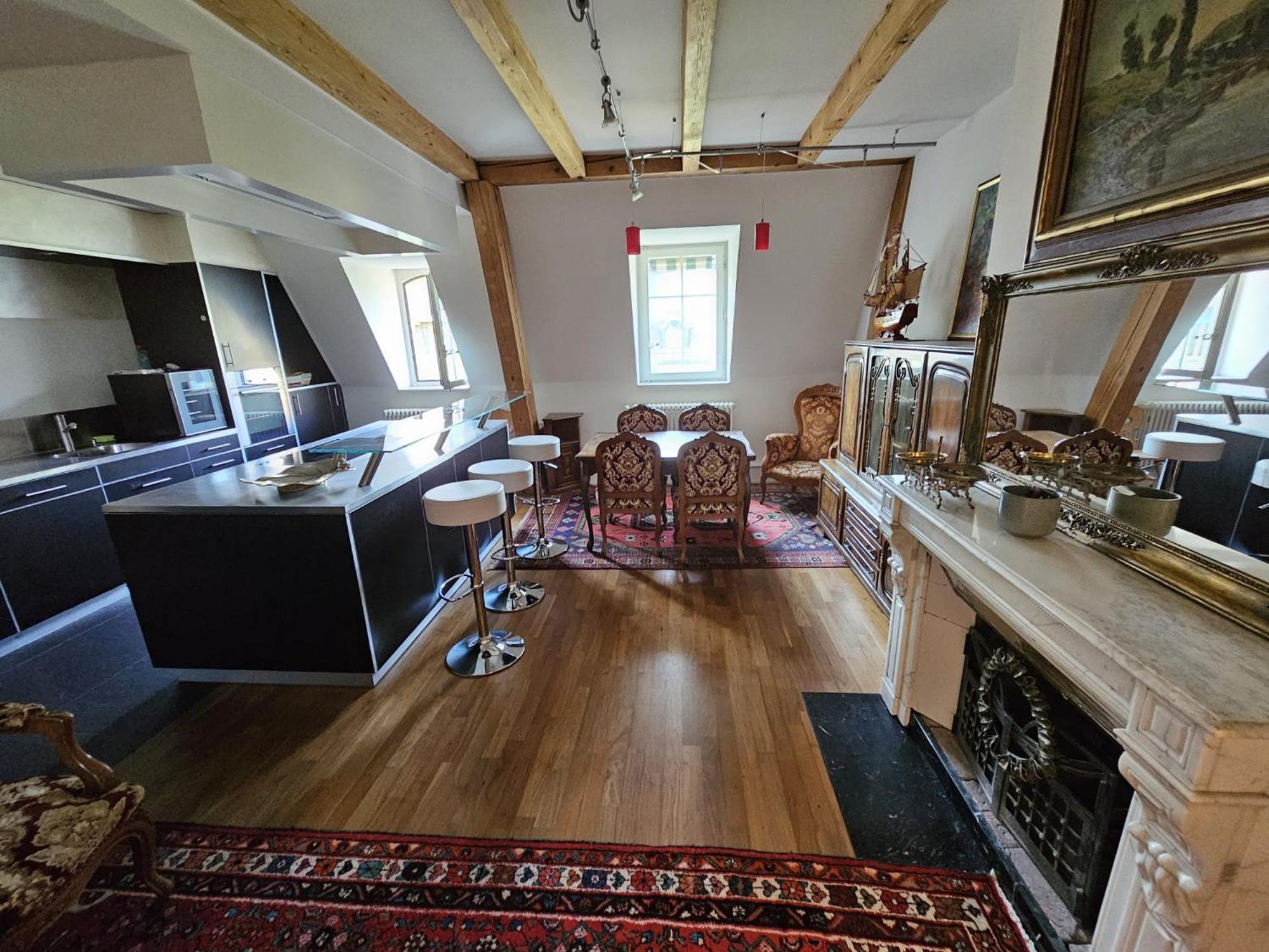 Double High-end & Up To 7 Seats Cars Option Apartment Bern
